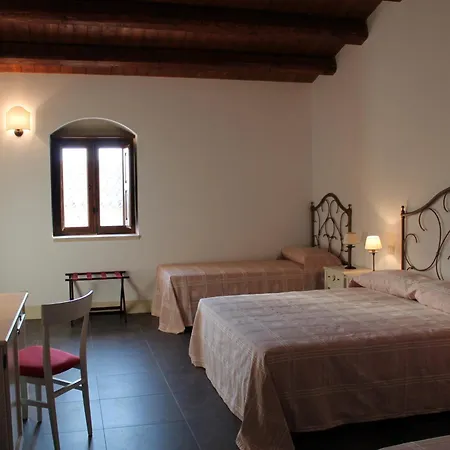 Tenuta Zannafondo * דונאפוגאטה